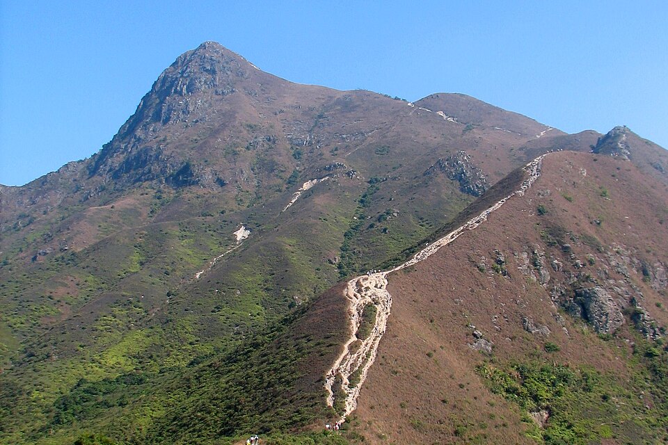 Sharp Peak · 蚺蛇尖